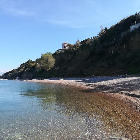 Koralli Beach Niforeika Exterior photo
